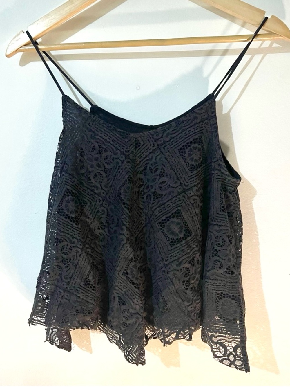 American Eagle Boho Lace Flowy Cropped Cami Tank Top Charcoal Gray Size XS